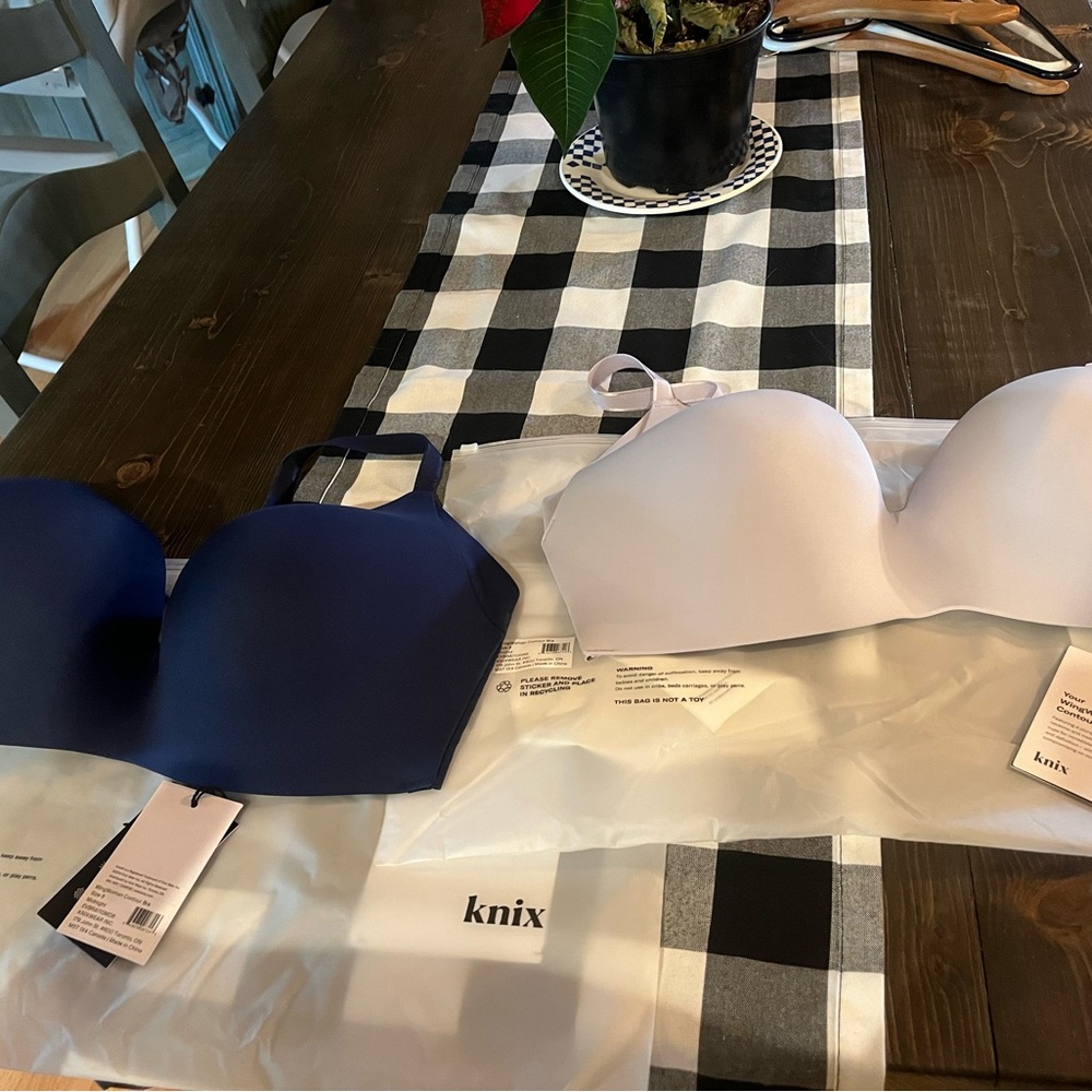 Knix Wingwoman Contour Bras, blue and light orchid. Both bras are 42DD